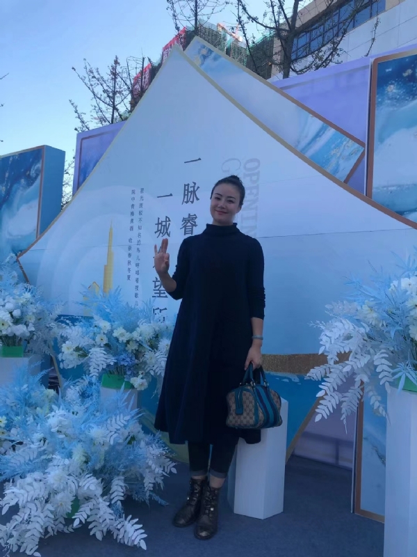 英子的第一张照片--兰州相亲服务中心