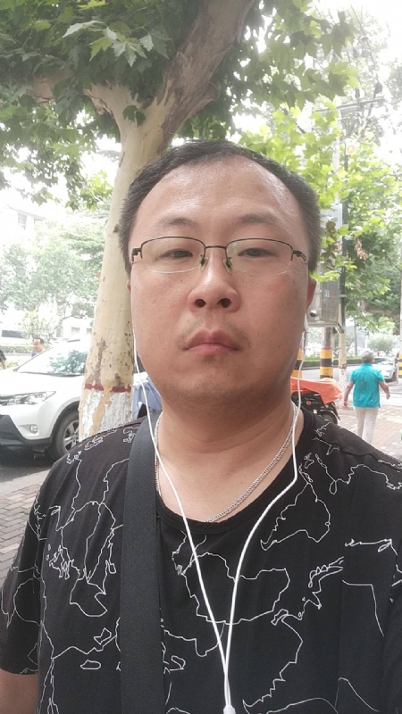 飘逸的星辰的第一张照片--兰州相亲服务中心