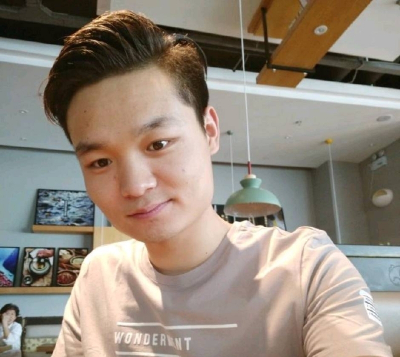 裴海洋的第二张照片--兰州相亲服务中心