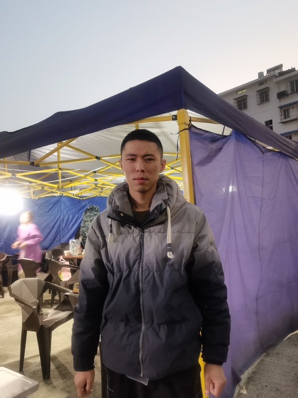 谁谁谁的第一张照片--兰州相亲服务中心