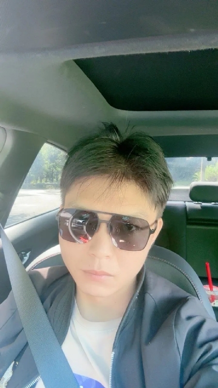 怀念的第一张照片--兰州相亲服务中心