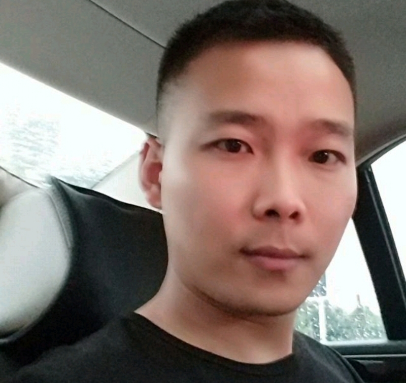 李先生的第二张照片--兰州相亲服务中心