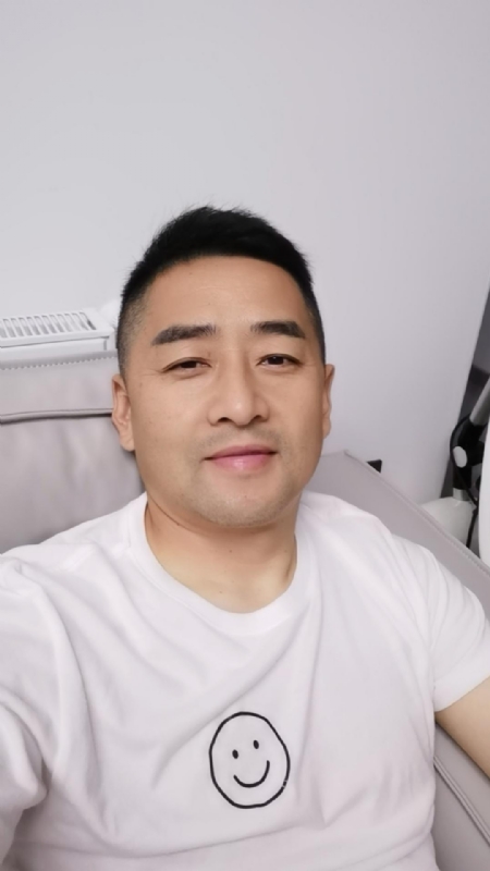 向阳而生的第一张照片--兰州相亲服务中心