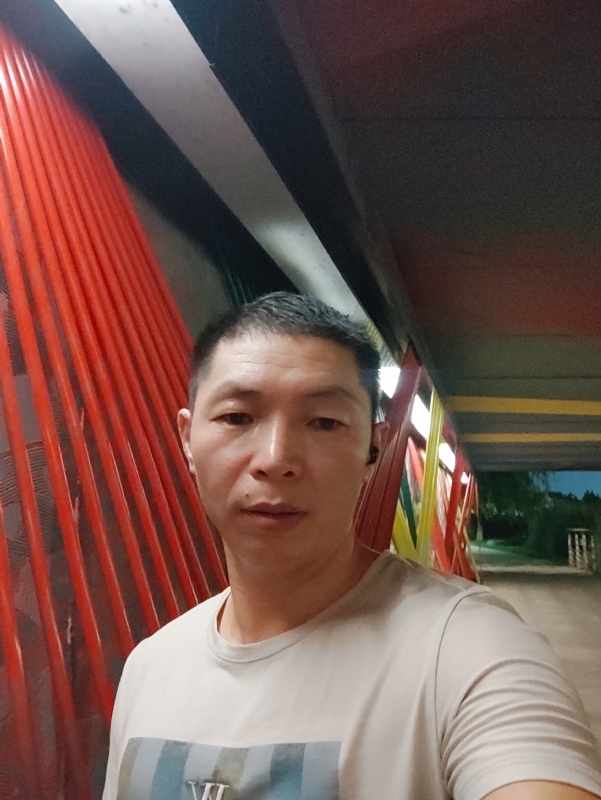 夜猫的第一张照片--兰州相亲服务中心