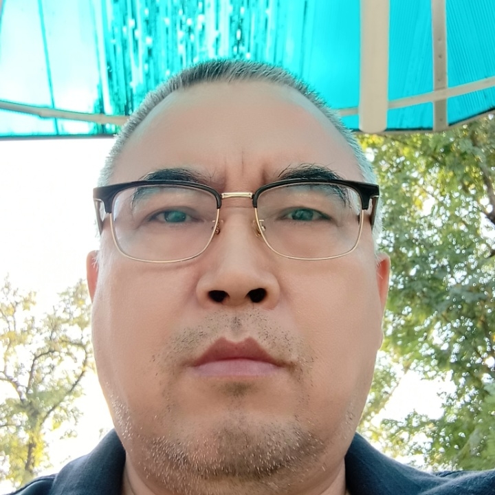 绿萝的第一张照片--兰州相亲服务中心