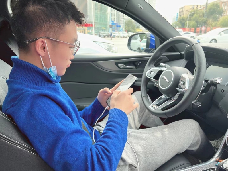 你的橘的第一张照片--兰州相亲服务中心