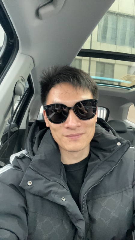 男孩的第一张照片--兰州相亲服务中心