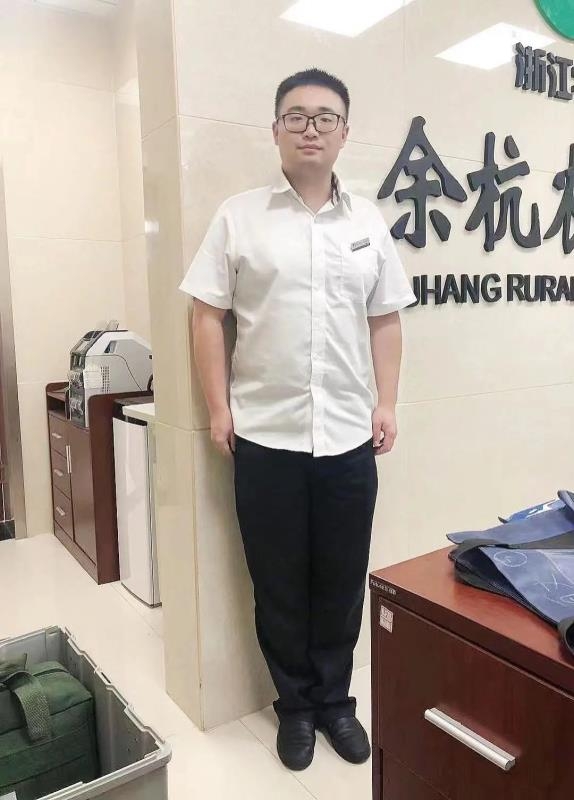 君临天下的第一张照片--兰州相亲服务中心