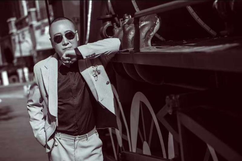 孤独燃烧的第一张照片--兰州相亲服务中心