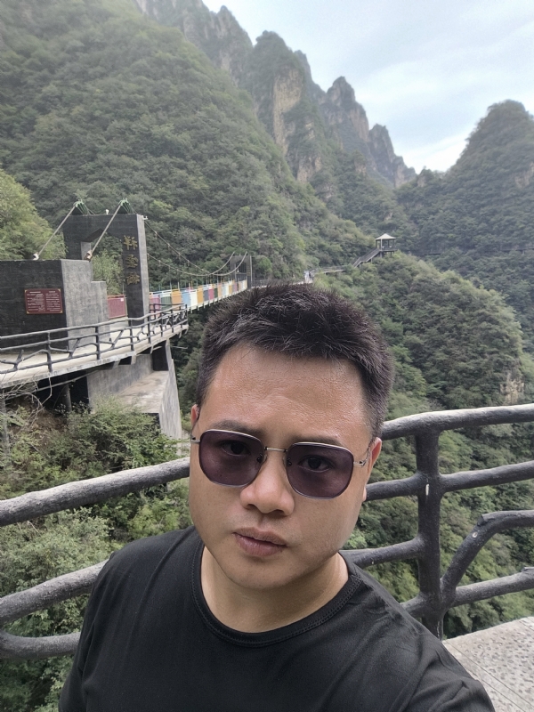 大海的第一张照片--兰州相亲服务中心