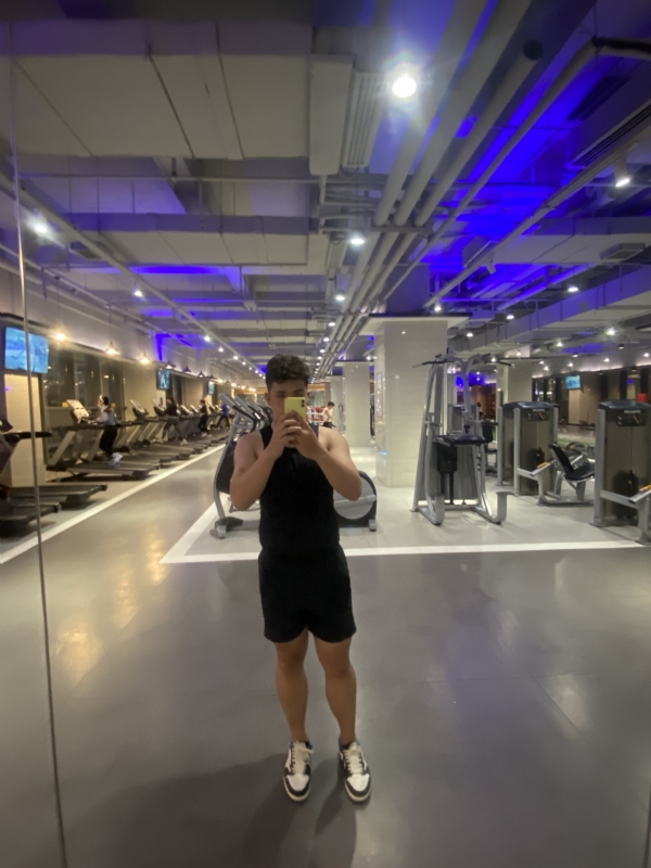 阿龙设计师的第六张照片--兰州相亲服务中心