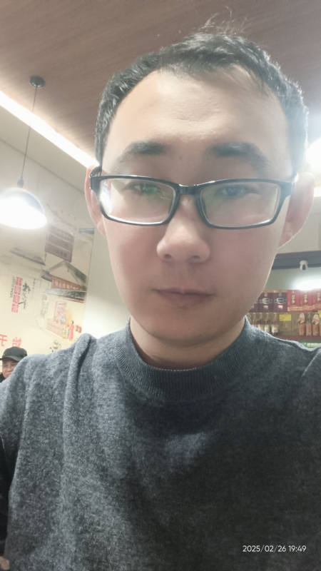 黑黑一笑的第一张照片--兰州相亲服务中心