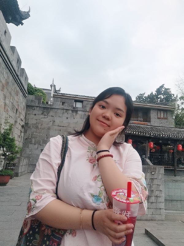 敏兮小沫的第三张照片--兰州相亲服务中心