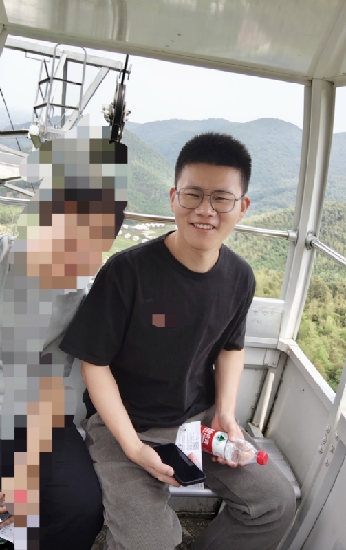 奔奔笨笨的第一张照片--兰州相亲服务中心