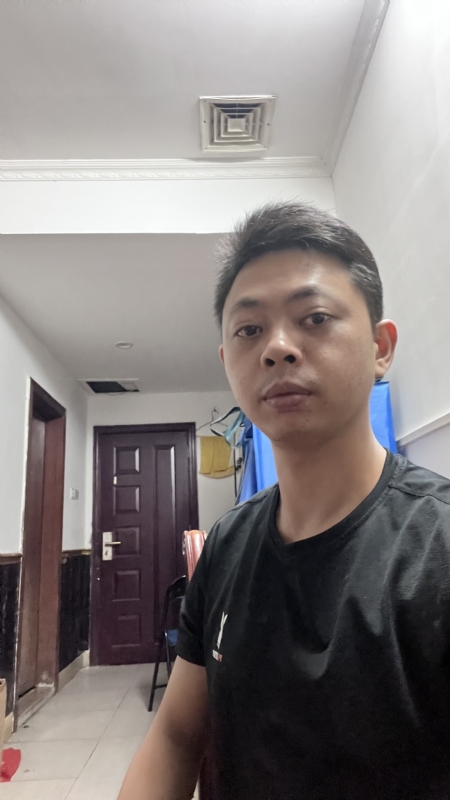 飞天猪的第一张照片--兰州相亲服务中心