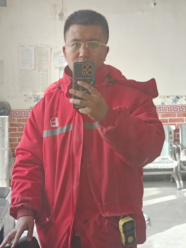 鹤某的第二张照片--兰州相亲服务中心