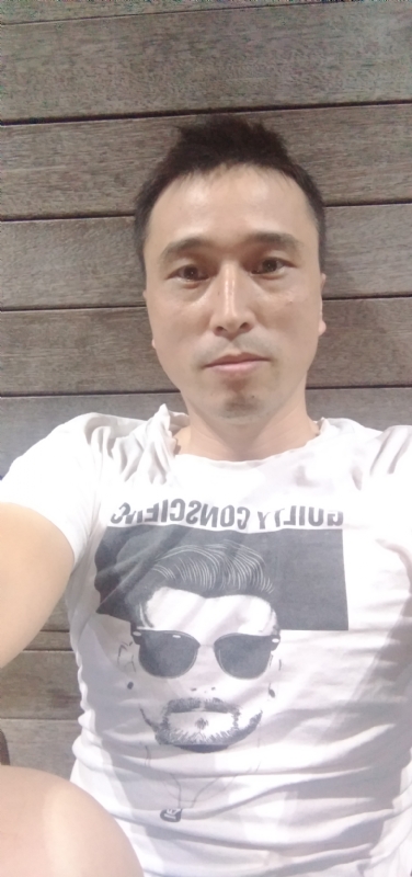 笑看一切的第一张照片--兰州相亲服务中心