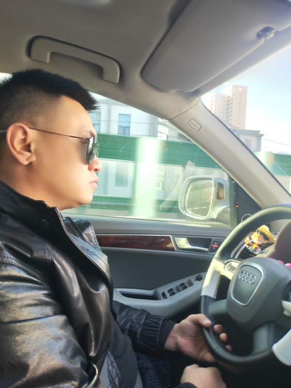 Mr陈的第一张照片--兰州相亲服务中心