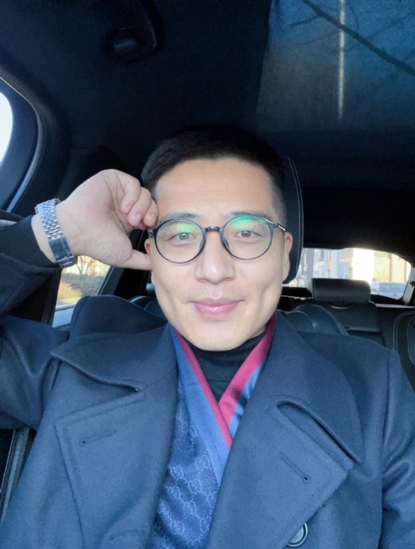 只为与你相遇的第二张照片--兰州相亲服务中心