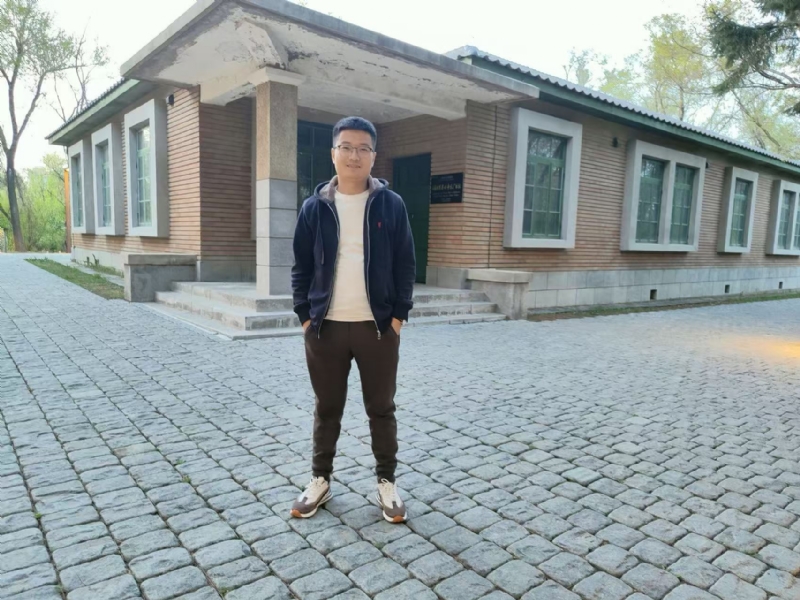 成成的第二张照片--兰州相亲服务中心